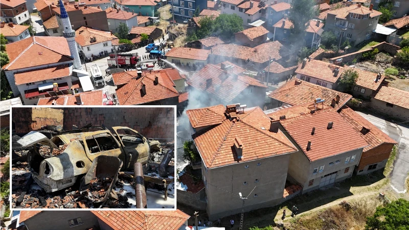 Kütahya'da korkutan yangın: 3 ev kısmen 2 araç tamamen yandı