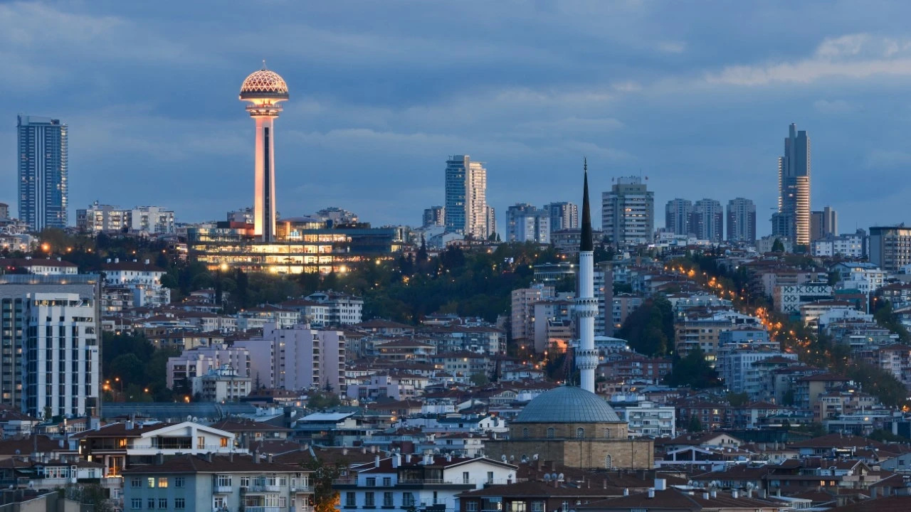 Ankara, açık hava hapishanesi gibi
