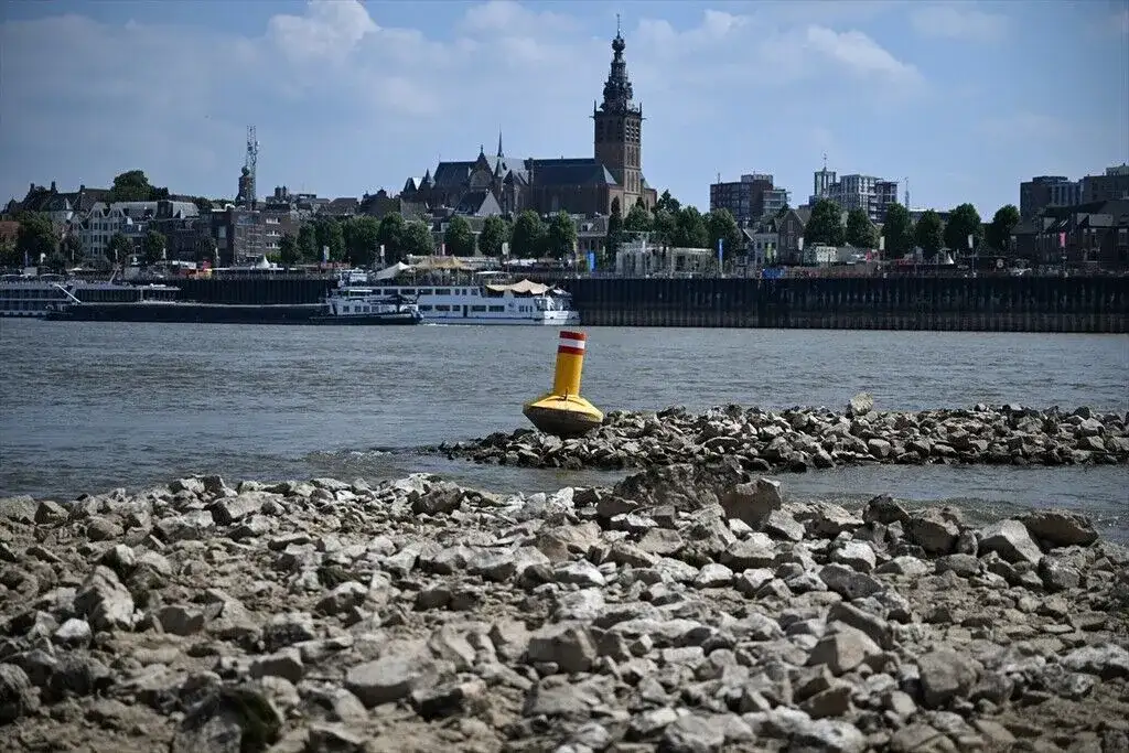 Hollanda'da kuraklık alarmı: Su kıtlığı ilan edildi