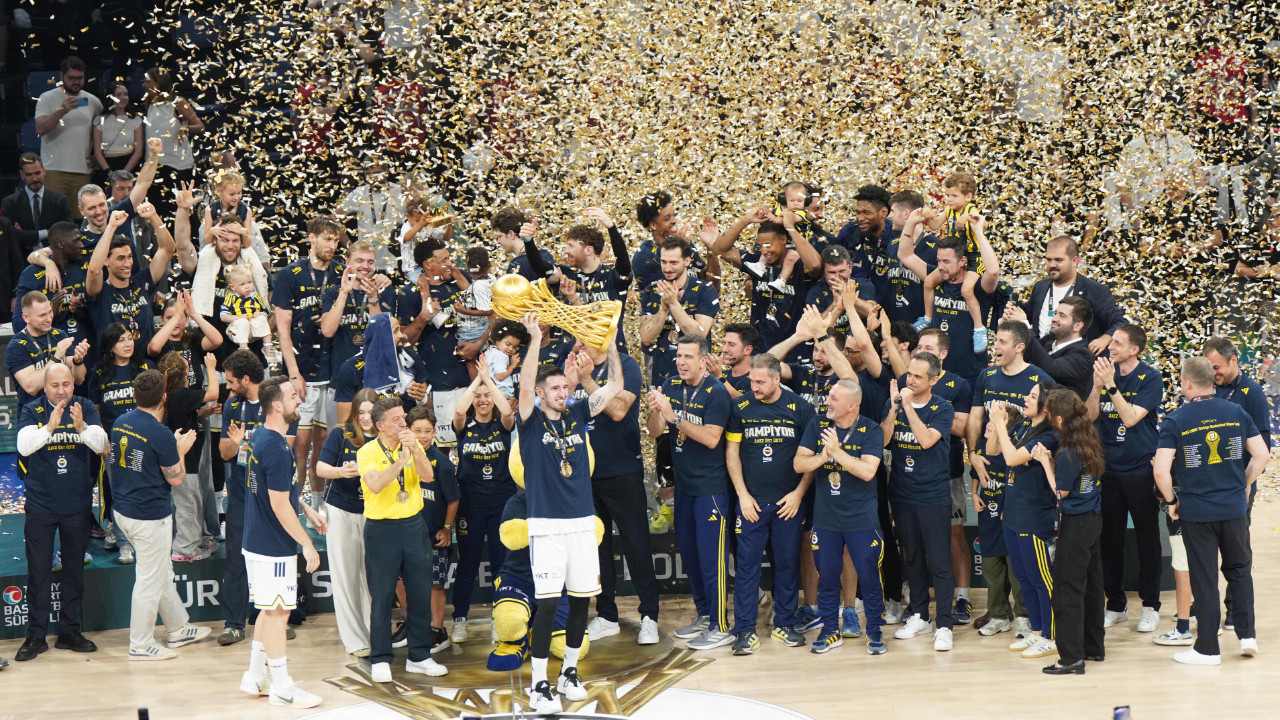 Fenerbahçe Erkek Basketbol Takımı'nda sponsor değişimi
