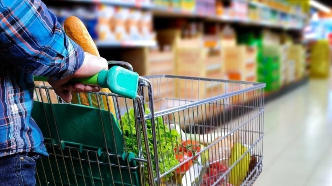Alışverişte yeni dönem: Zincir market ve fırınlara düzenleme geliyor