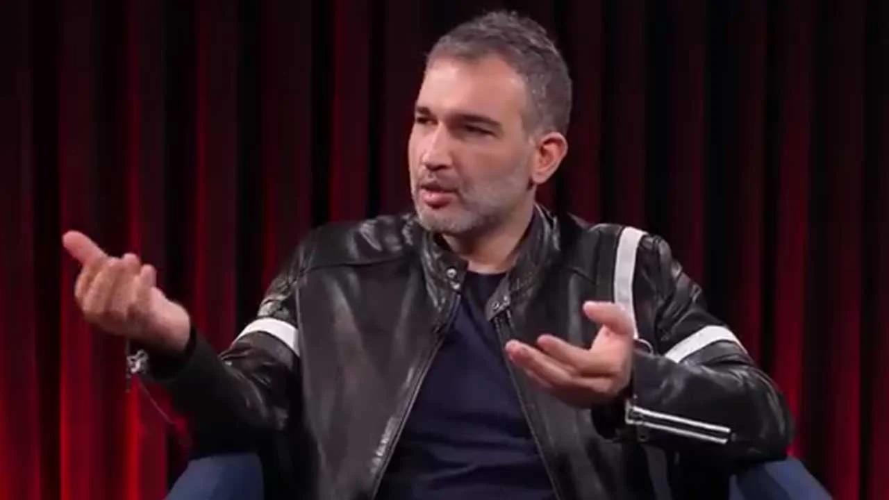 Hani bunlar düşünce özgürlüğünden yanaydı! Komünist Barış Atay kendi maskesini indirdi