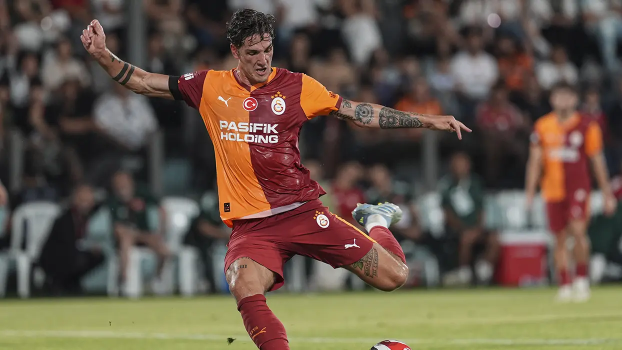 Galatasaray'da ayrılık resmileşti! Yıldız oyuncu imzayı attı