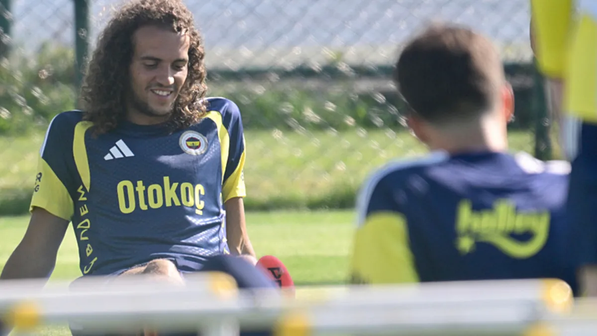 Fenerbahçeli Guendouzi basın toplantısında konuştu
