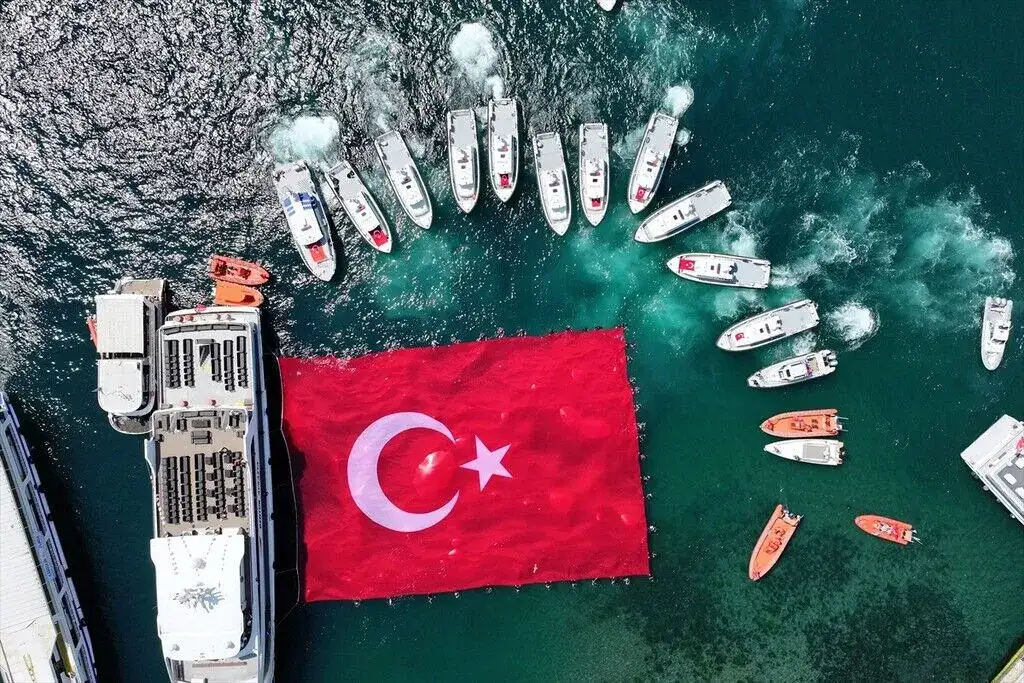 Denizcilik ve Kabotaj Bayramı'nın 100. yıl dönümü coşkuyla kutlanıyor