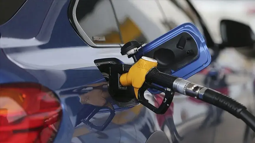 Araç sahiplerine güzel haber: Petrol sert geriledi