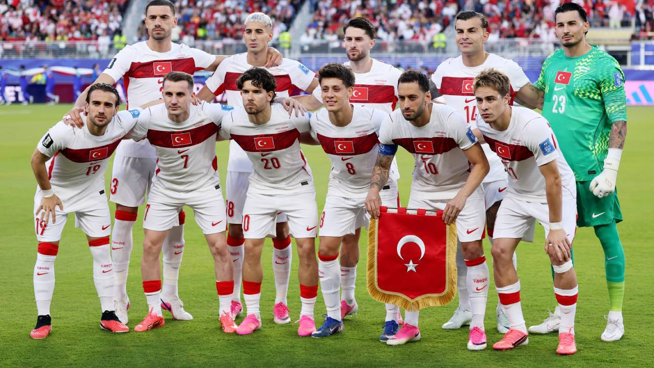The Guardian ve BBC inceledi: İki maçta 62 şut çeken Türkiye turnuvaya nasıl veda etti?