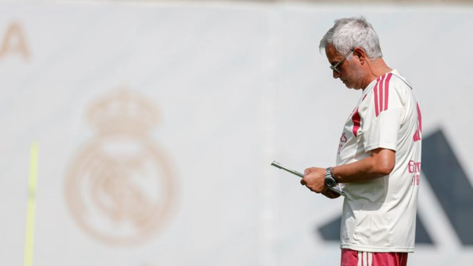 Mourinho sistemi değiştirdi, direksiyonu Arda Güler'e verdi