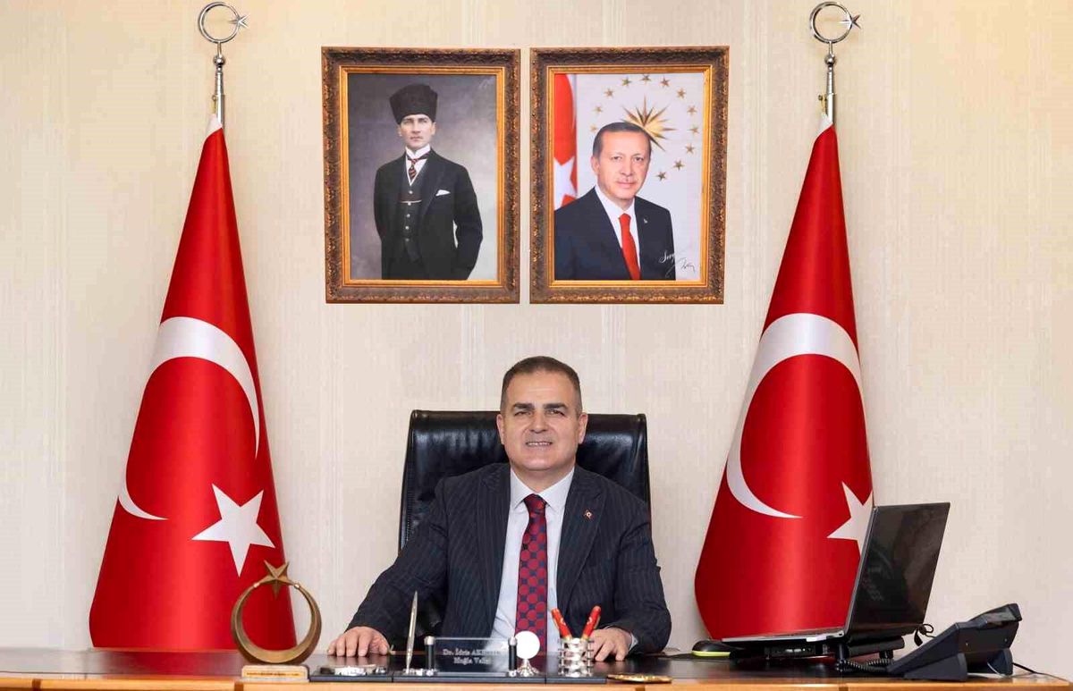 Muğla Valisi Akbıyık'tan, Azerbaycan Milli Kurtuluş Günü mesajı