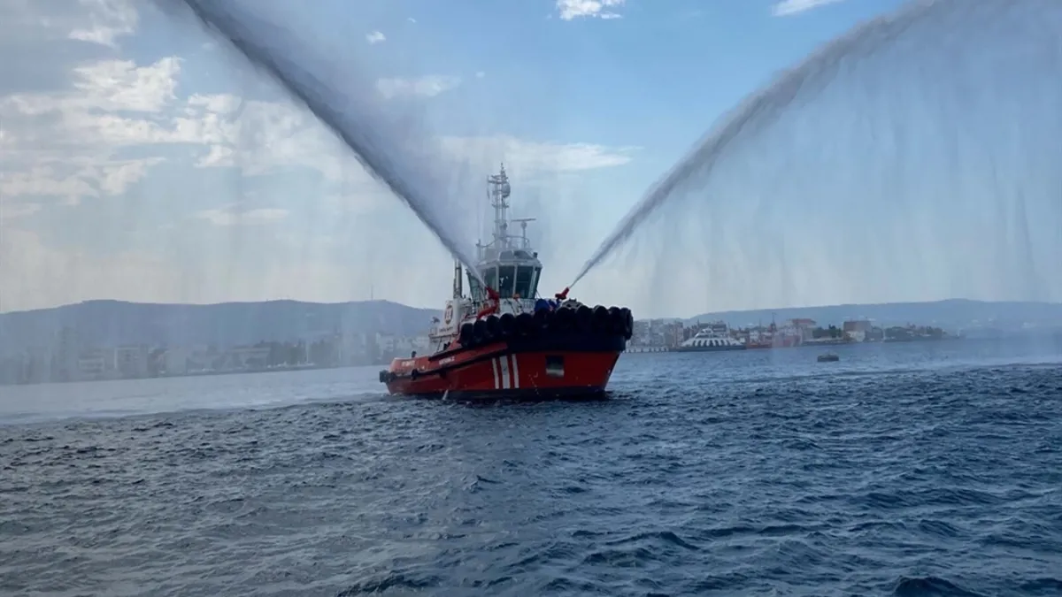 Çanakkale'de Denizcilik ve Kabotaj Bayramı törenle kutlandı