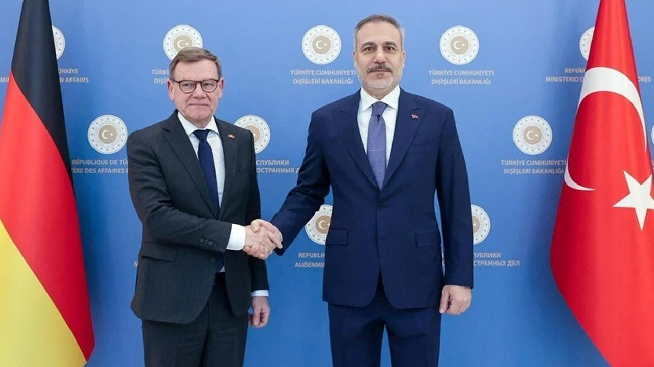 Bakan Fidan, Almanya Dışişleri Bakanı Wadephul ile telefonda görüştü