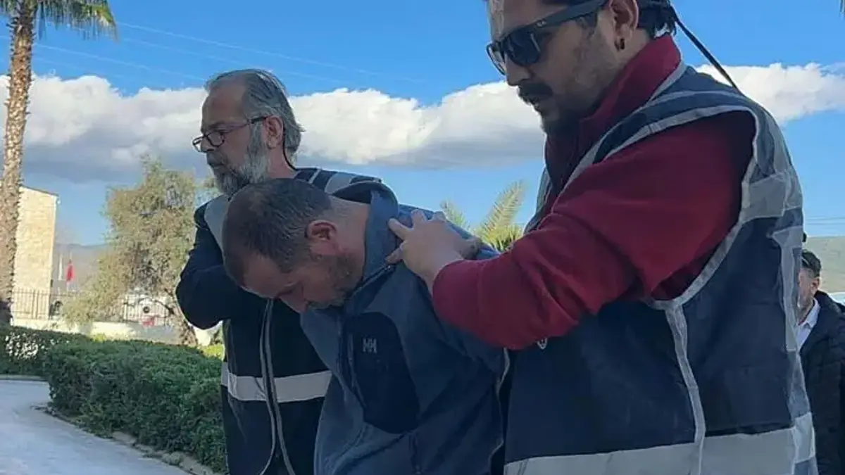 Tıbbi maske ve eldivenle cinayet! Eşini öldüren zanlıya istenen ceza belli oldu