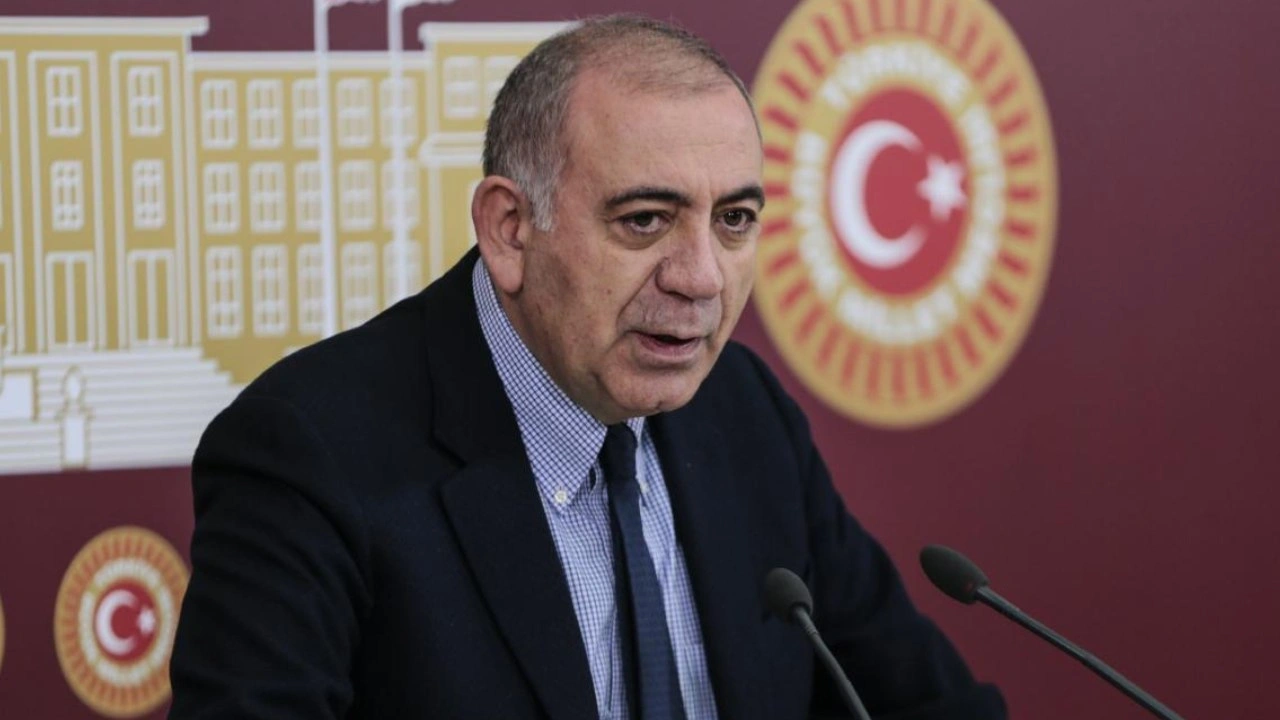 CHP ana muhalefetten düşüyor ama butlancı Gürsel Tekin gayet mutlu: Yük hafiflemiş