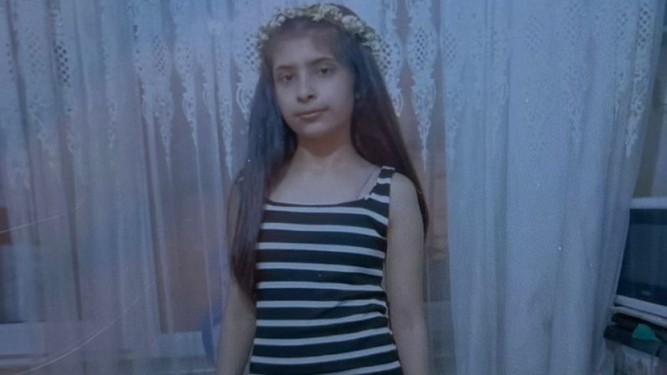 14 yaşındaki Yaren gözyaşına boğdu!