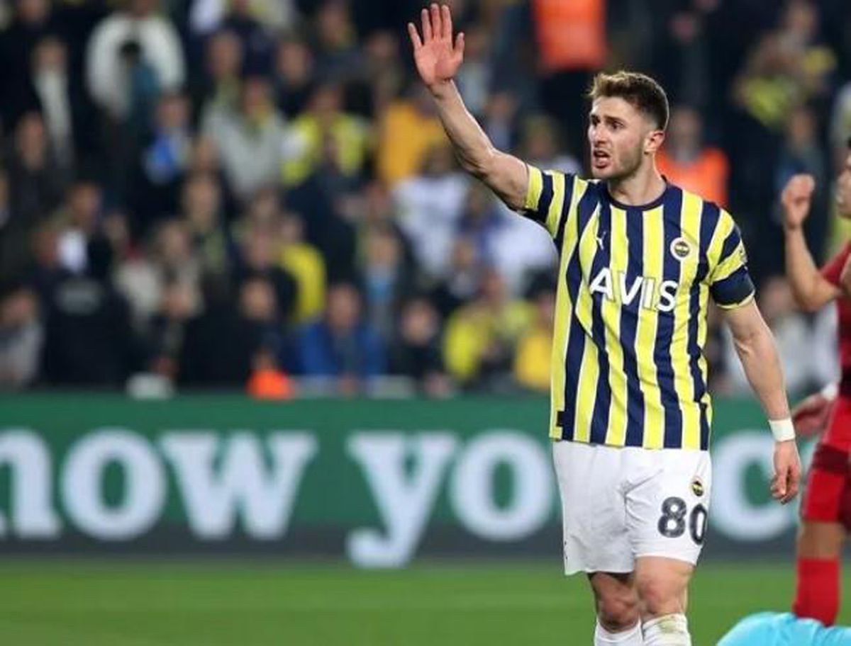 İsmail Yüksek neden yok, İsmail Yüksek Gornik Zabrze maçında neden yok, sakat mı cezalı mı, UEFA’ya bildirilmedi mi?