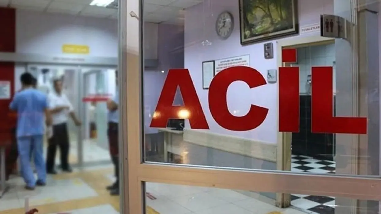 Van'da feci kaza! İki otomobil çarpıştı: 4 ölü