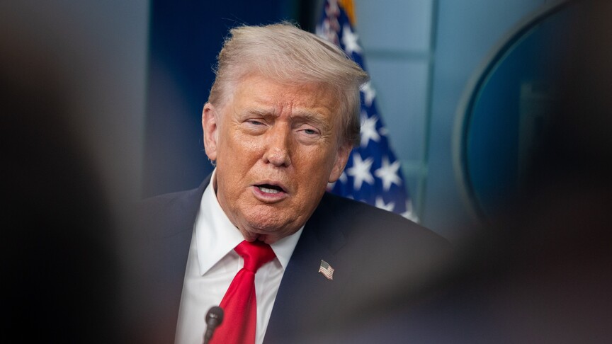 Trump, İran'ın "Hürmüz'den geçen gemilerden ücret alınmadığı konusunda bilgilendirdiğini" belirtti