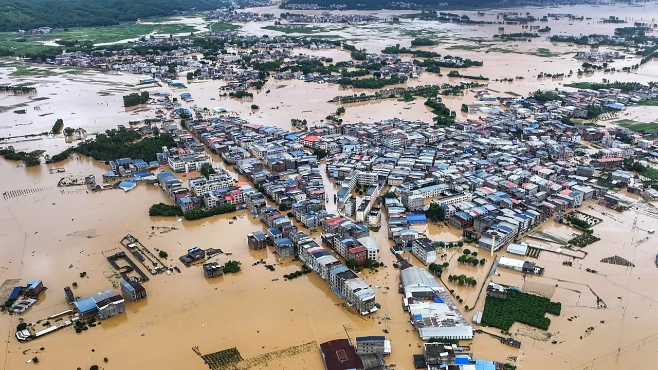 Chongqing’de Heyelan Felaketi!