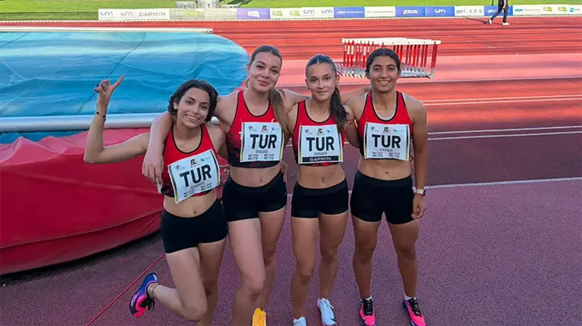 Nefes kesen yarışta gümüş geldi! Sude Naz Bayar Avrupa pistlerini salladı