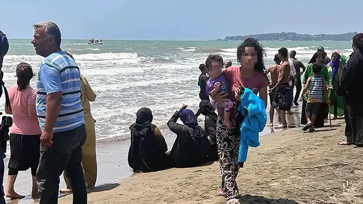 Adana’da denize giren 3 arkadaştan 2’si boğuldu