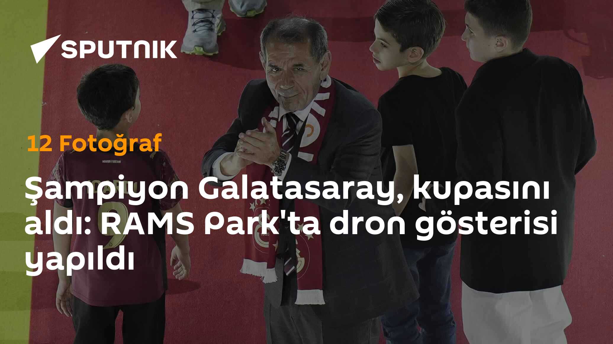 Şampiyon Galatasaray, kupayı kaldırıyor: RAMS Park'ta dron gösterisi yapıldı