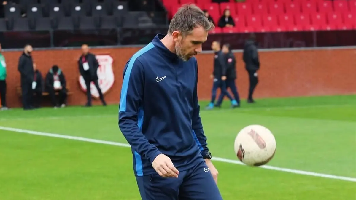 Somaspor'un yeni teknik direktörü Mahir Çeneli oldu