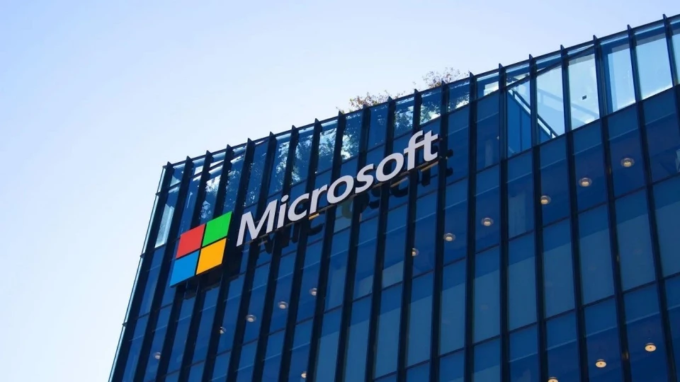 Microsoft'tan flaş karar:4 bin 800 çalışanıyla yollarını ayırıyor