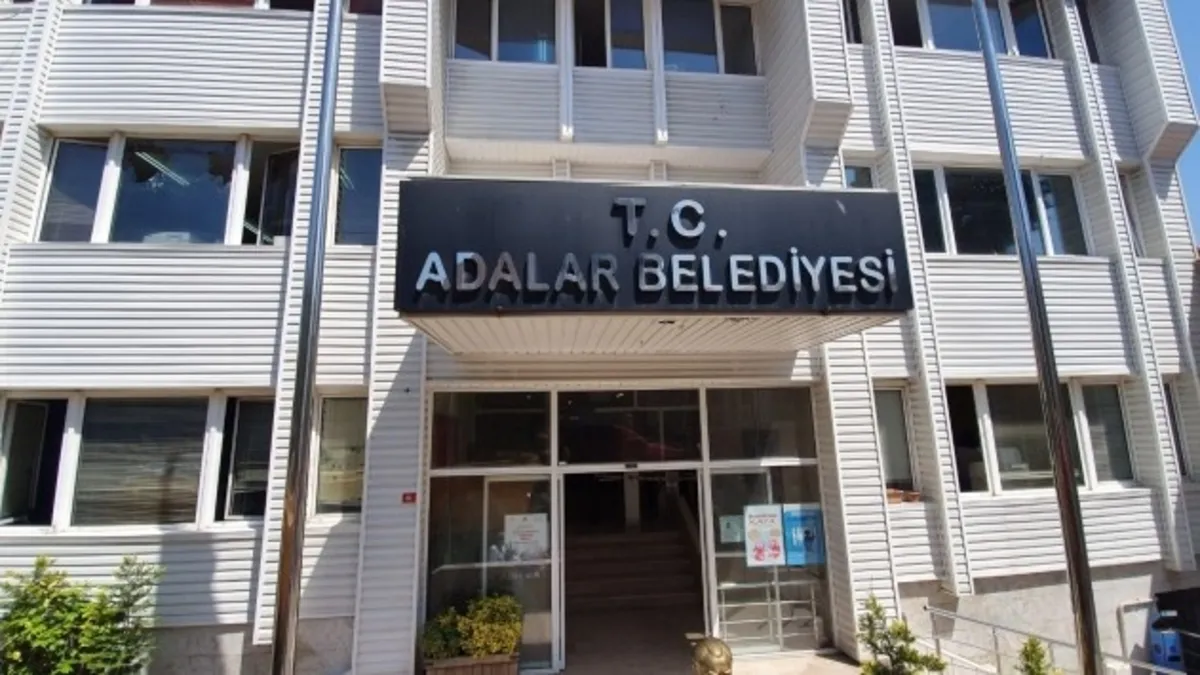CHP’li Adalar Belediyesi’ne Mali Şube girdi: İmar dosyaları inceleniyor
