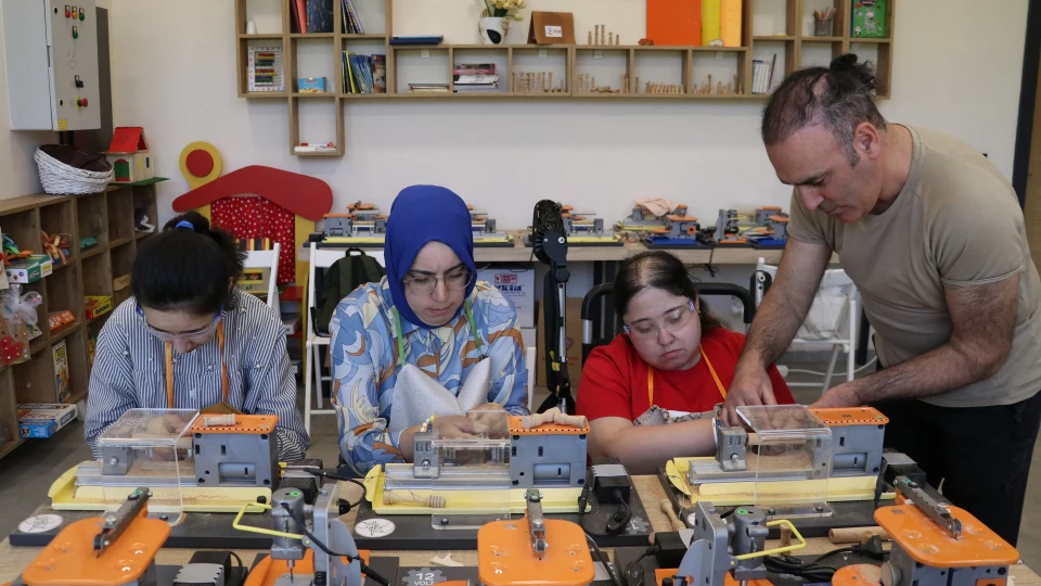 Sivas'ta engelliler el sanatlarıyla engelleri aşıyor