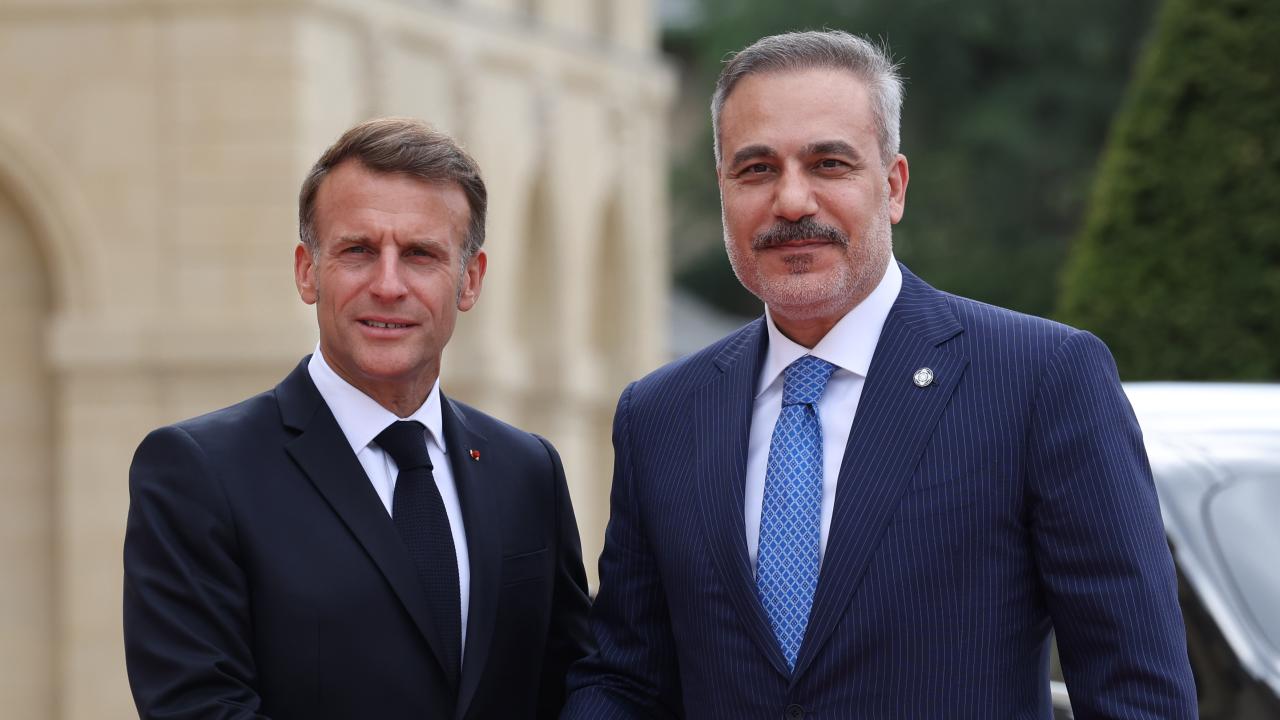 Bakan Fidan, Ukrayna konulu Gönüllüler Koalisyonu Liderler Zirvesi'ne katıldı