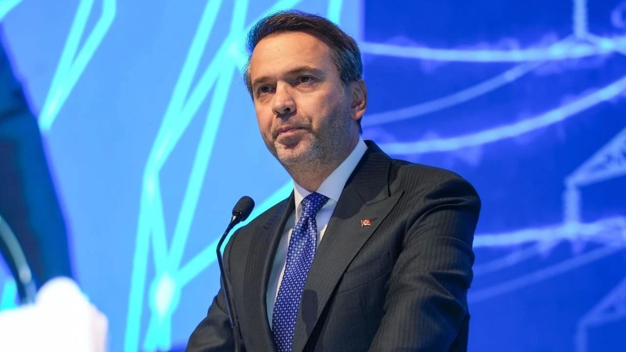 Bakan Bayraktar duyurdu: 2030’a kadar enerji verimliliğinde 20 milyar dolarlık yatırım hedefliyoruz