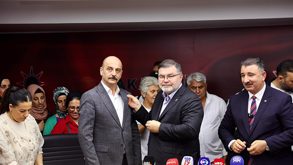 AK Parti İzmir’e 370 yeni katılım