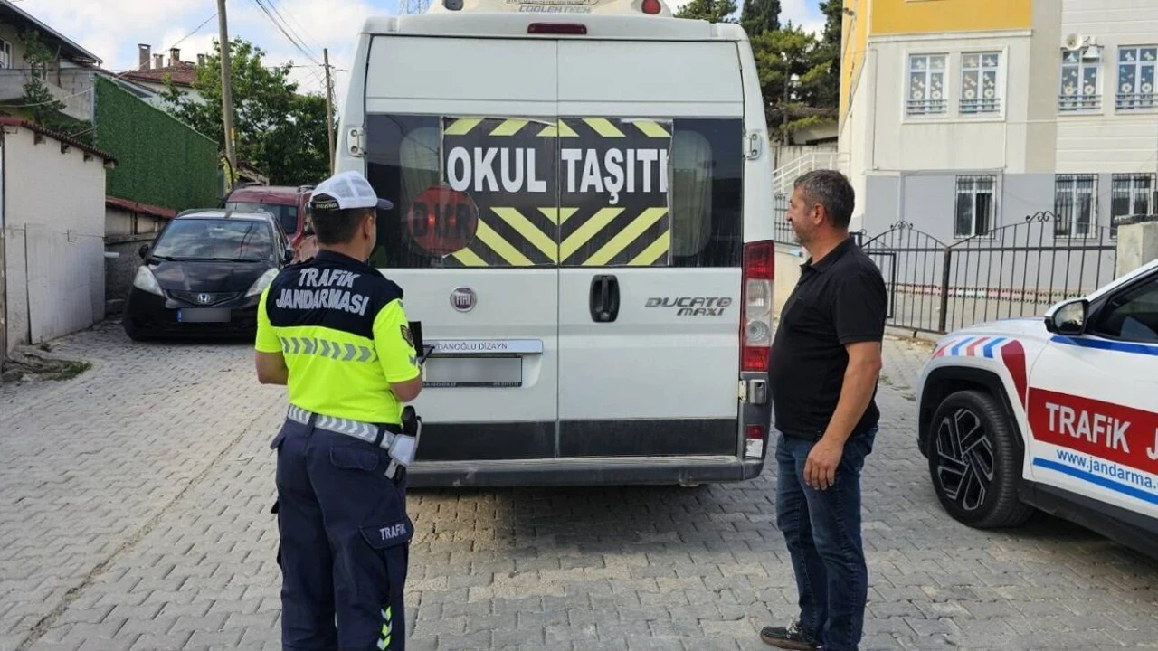 Bilecik’te jandarma okul servislerini denetledi