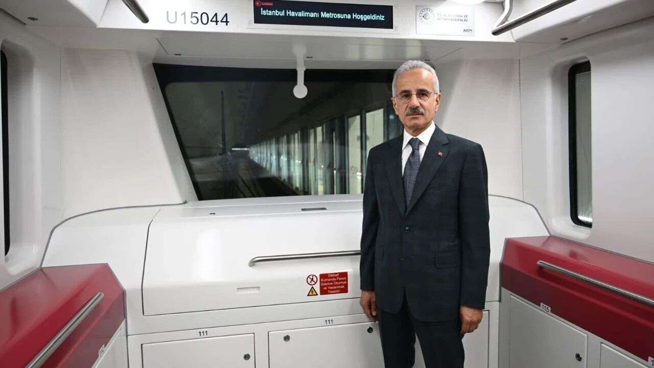 Bakan Uraloğlu: Halkalı-Gayrettepe arası 57 dakikaya düşecek