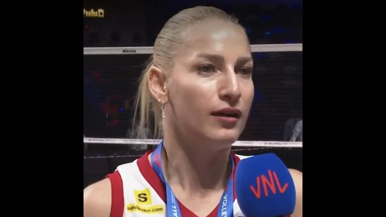 FİLENİN SULTANLARI VNL ŞAMPİYONU! Gizem Örge'den maç sonu duygulandıran itiraf
