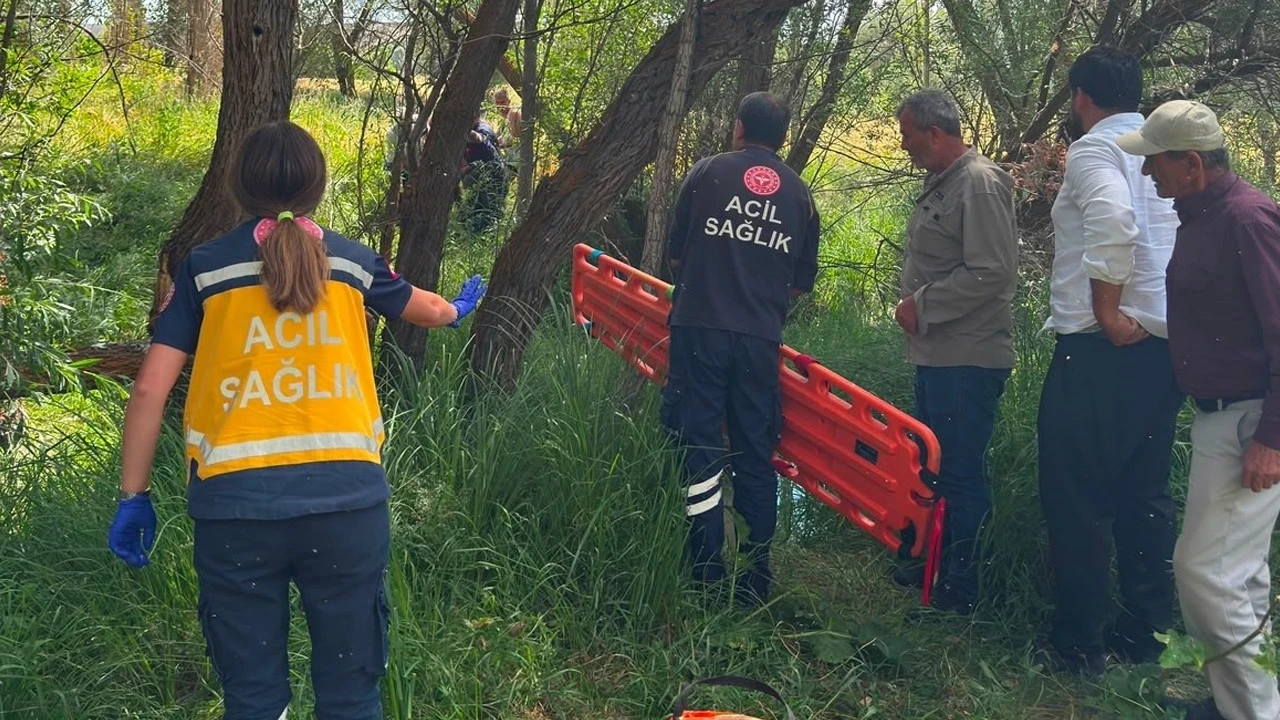 Arkadaşlarının gözü önünde can verdi: Bir anda sulara kapıldı