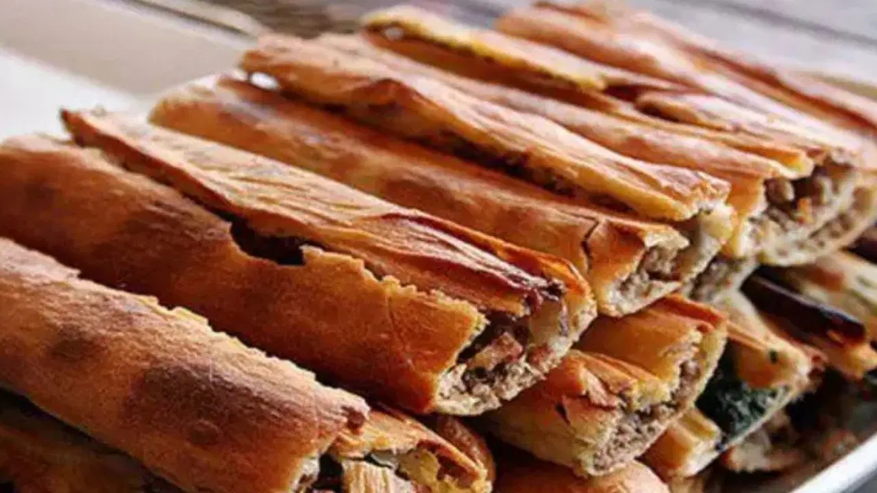 Karadeniz'in meşhur lezzeti: Bafra pidesi tarifi