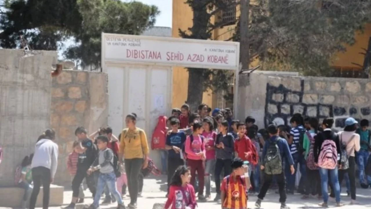 Suriye Geçici Hükümeti, Özerk Yönetim’in verdiği diplomaları kabul etti