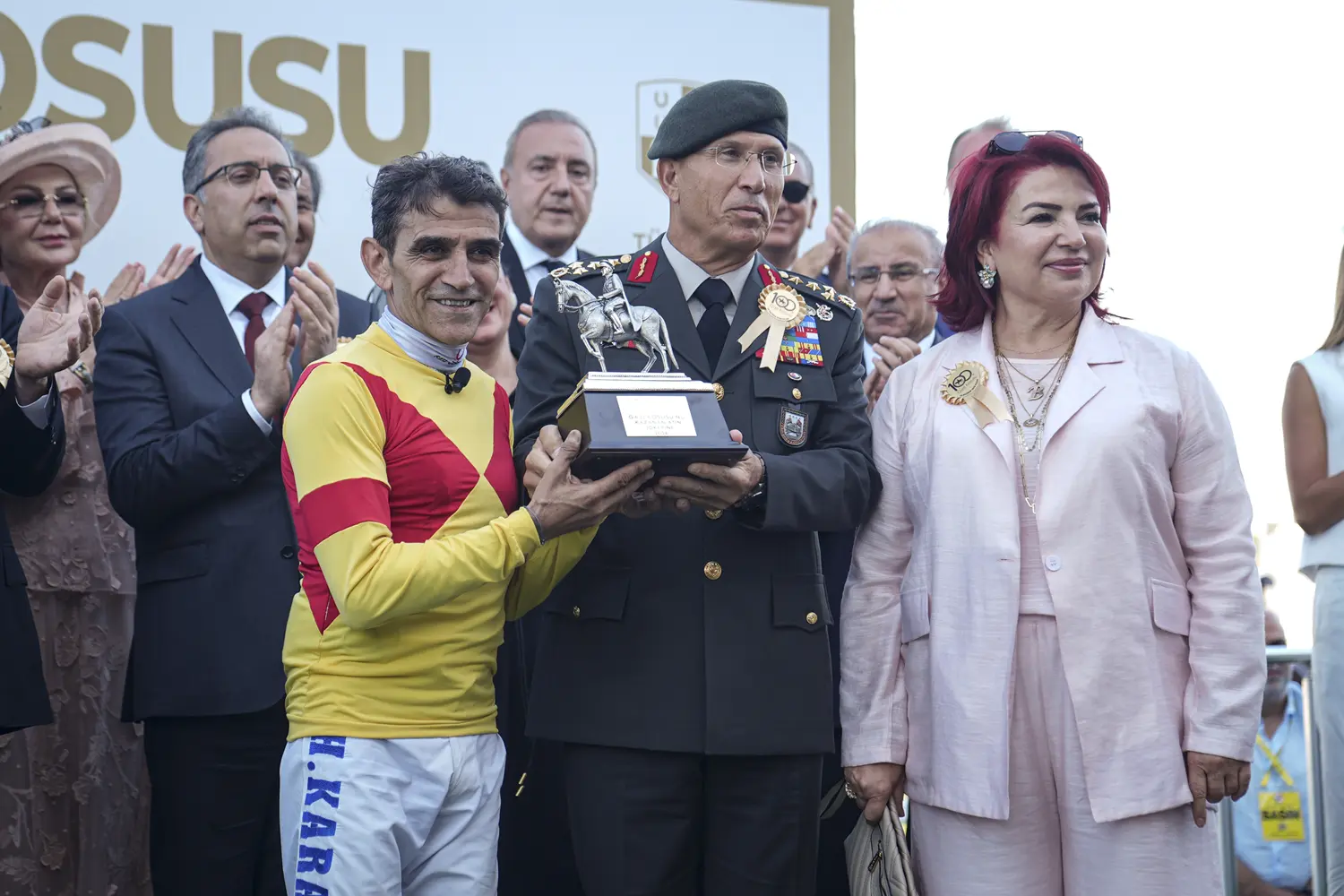 100. Gazi Koşusu'nda ödüller sahiplerini buldu