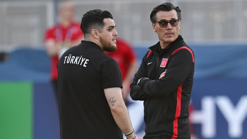 Montella'dan idmanda flaş hareket! İki milli futbolcuyla özel görüştü