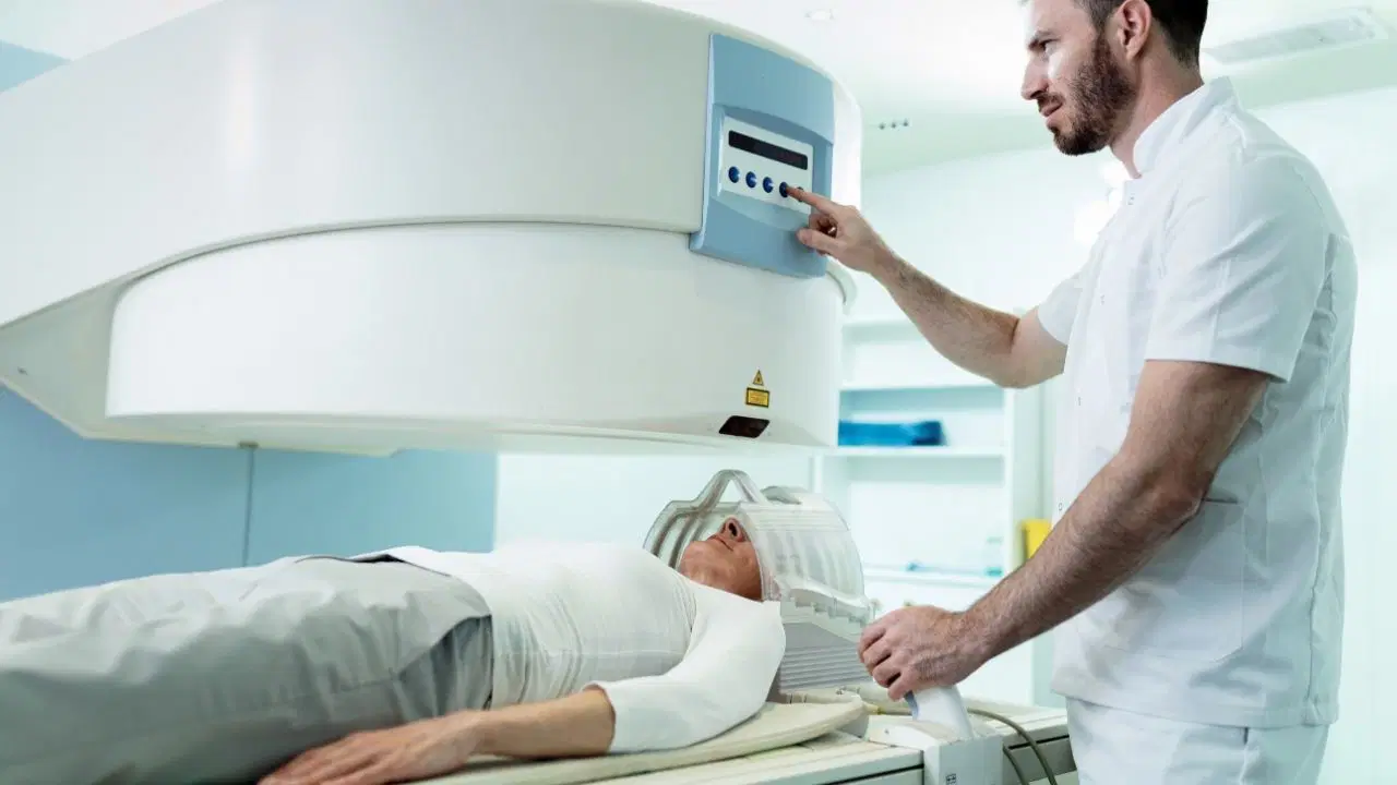 Nöroloji uzmanından ALS uyarısı: İlerleyici belirtilere dikkat
