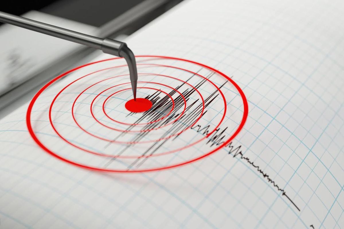 Antalya'da korkutan deprem! Çevre illerde de hissedildi