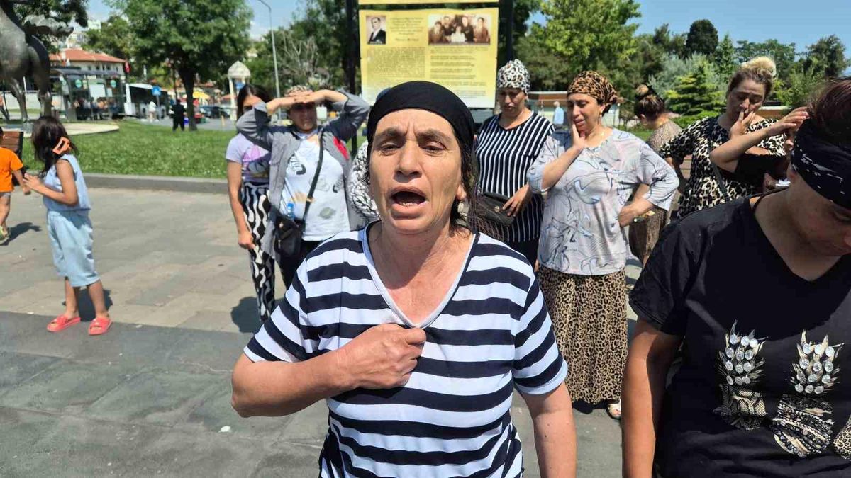 Tekirdağ'da bıçaklı kavgada ölen çocuk toprağa verildi
