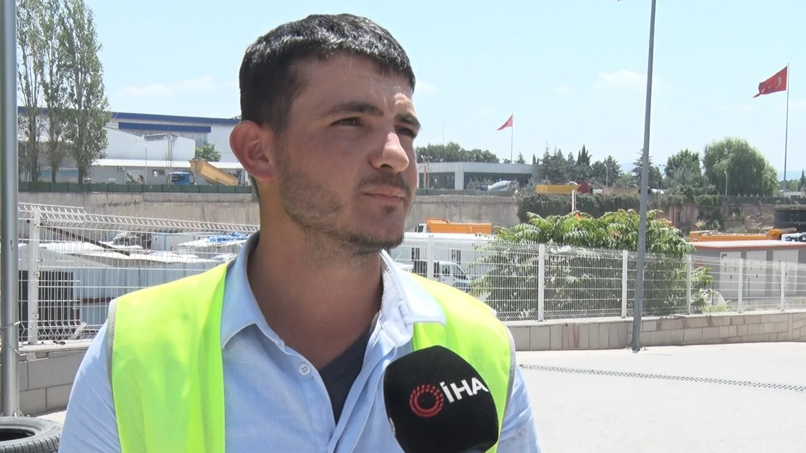 Bakan Göktaş'tan "başlık parası" biriktiren gence ilişkin paylaşım