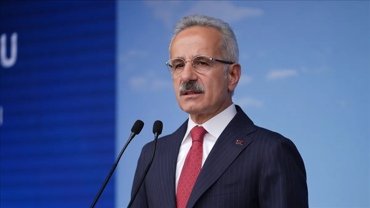Bakan Uraloğlu'ndan Ankara Havalimanı açıklaması