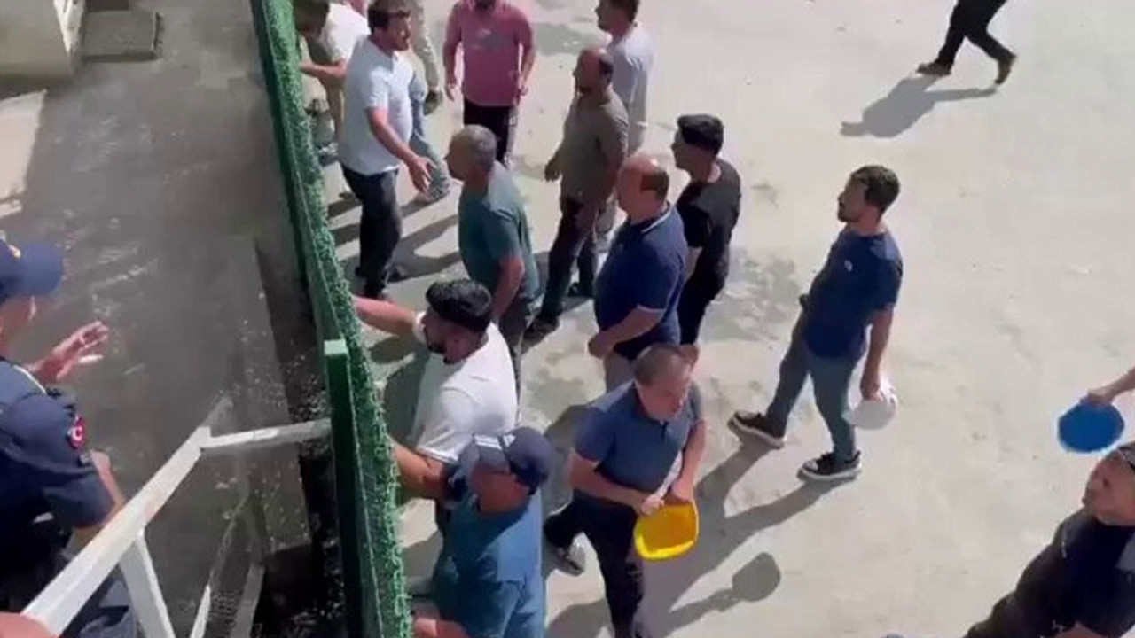 Madencilerin eyleminde silah sesleri! Yerin metrelerce altındaydılar