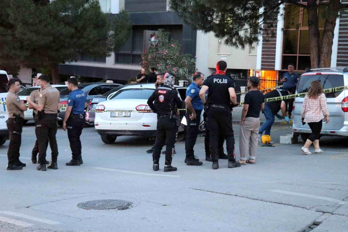 Çocuğunun gözü önünde pompalı saldırıya uğrayan kadın kurtarılmadı