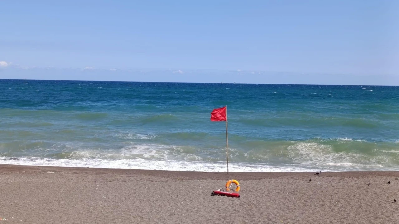 Kaymakamlıktan kritik uyarı! Düzce'de sahile gidecekler dikkat