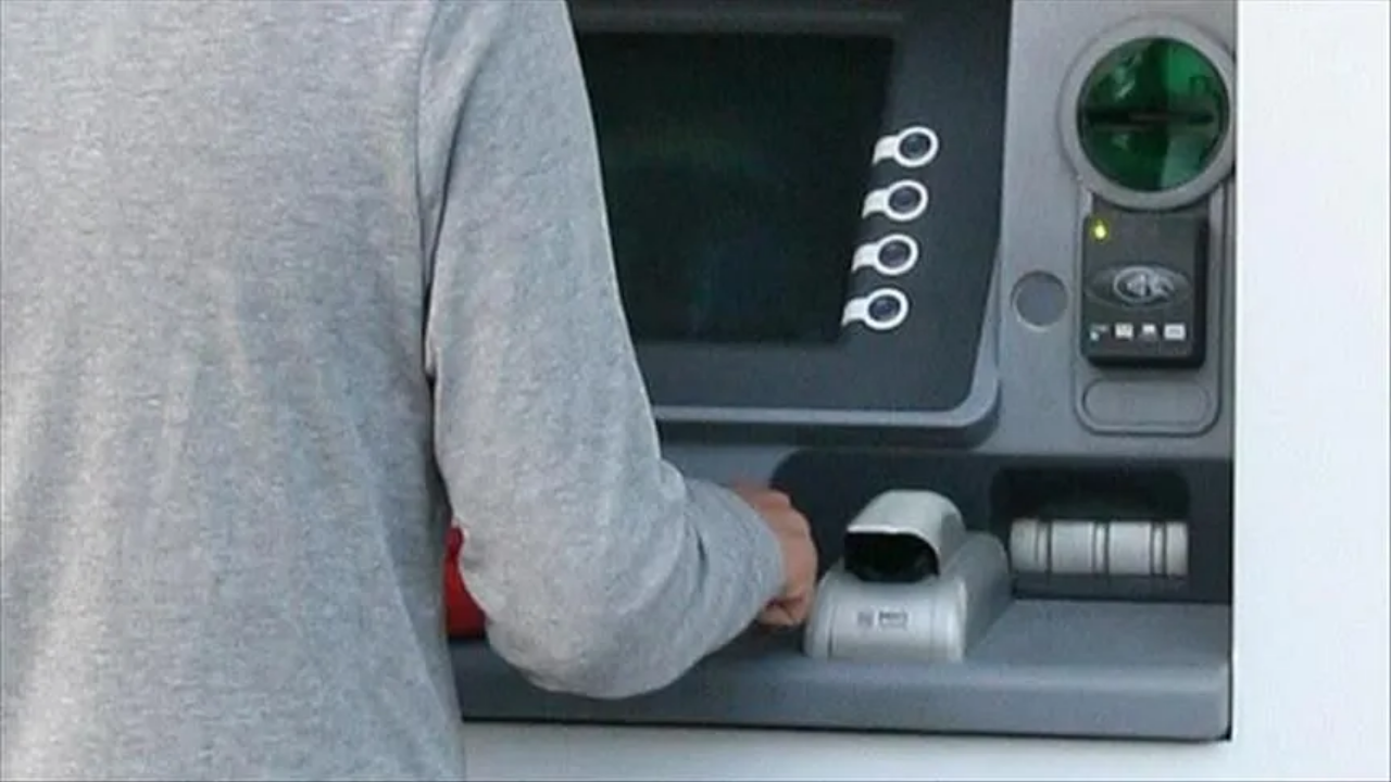 Banka hesaplarını kiralayıp dolandırıcılık gelirlerini aktardılar: 20 gözaltı