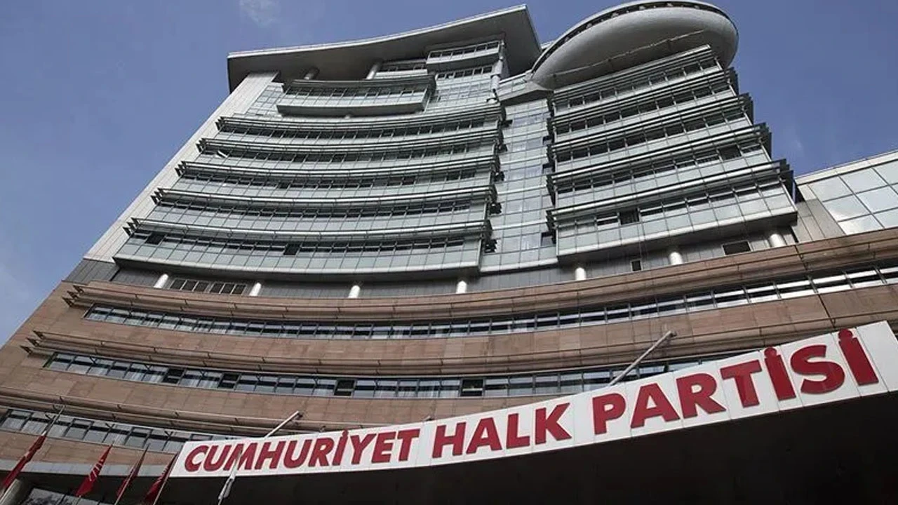 CHP'li Murat Emir'den Bahçeli'ye 'hazine yardımı' yanıtı